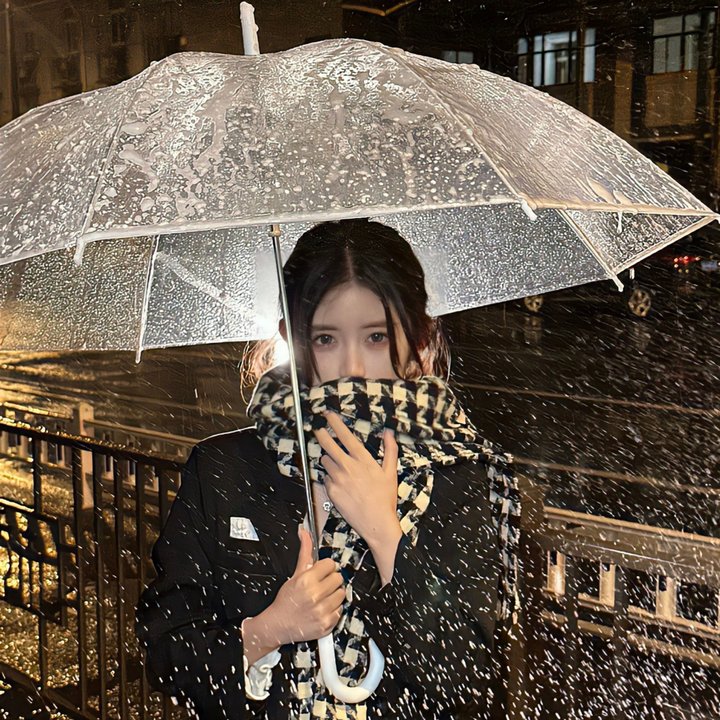 她赤脚走过荆棘地